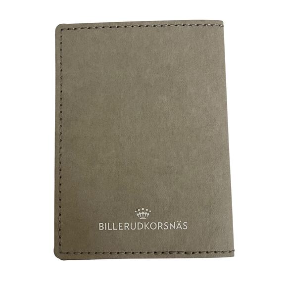 Billerudkorsnäs Gray Passport Holder - Picture 3 of 5